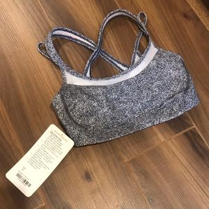 Lululemon “get down” bra NWT